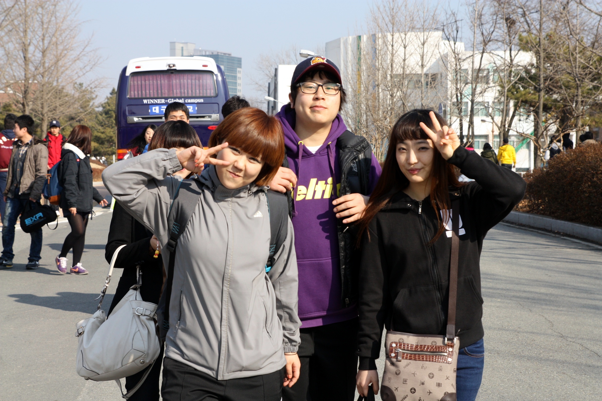 2011 OT 2EA