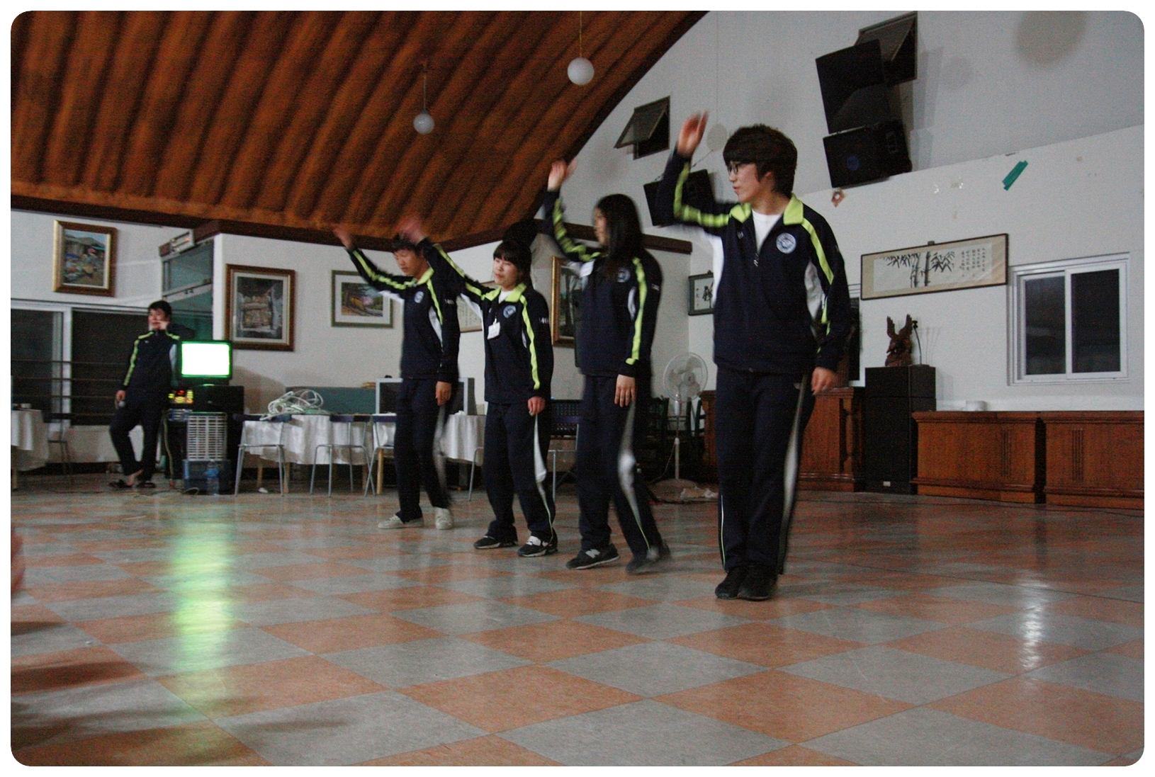 2011-1 MT 5EA